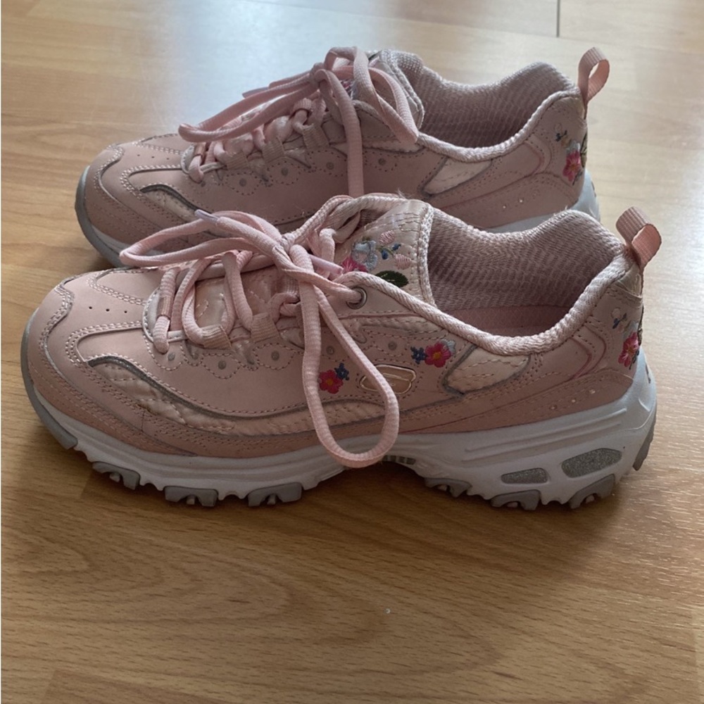 Skechers D’Lites Bright Blossoms Sneakers